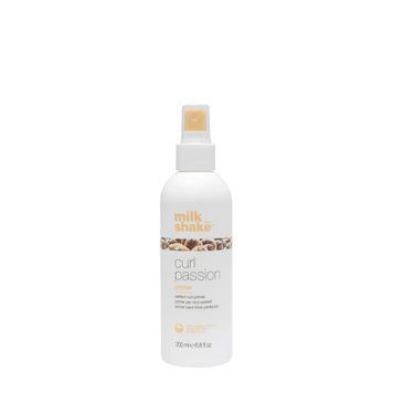 Milkshake спрей-праймер Curl Passion primer для вьющихся волос 200мл bc0-922 фото